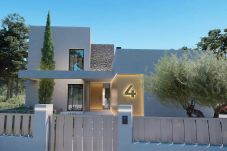 freistehendes Haus in Port de Pollença - Chalet Unifamiliar con piscina en Llenaire